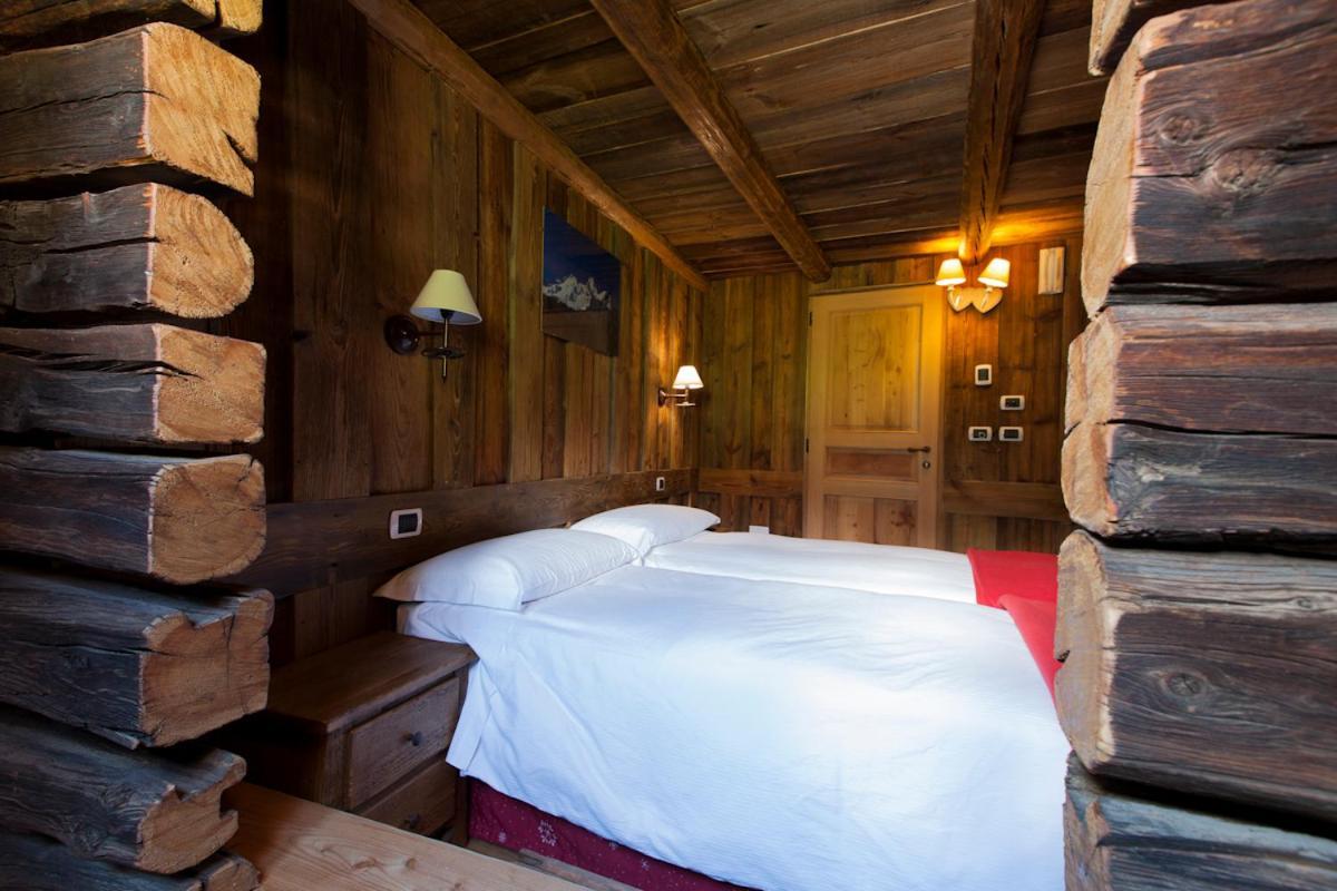 L' Aroula Rooms & Restaurant Champoluc Dış mekan fotoğraf