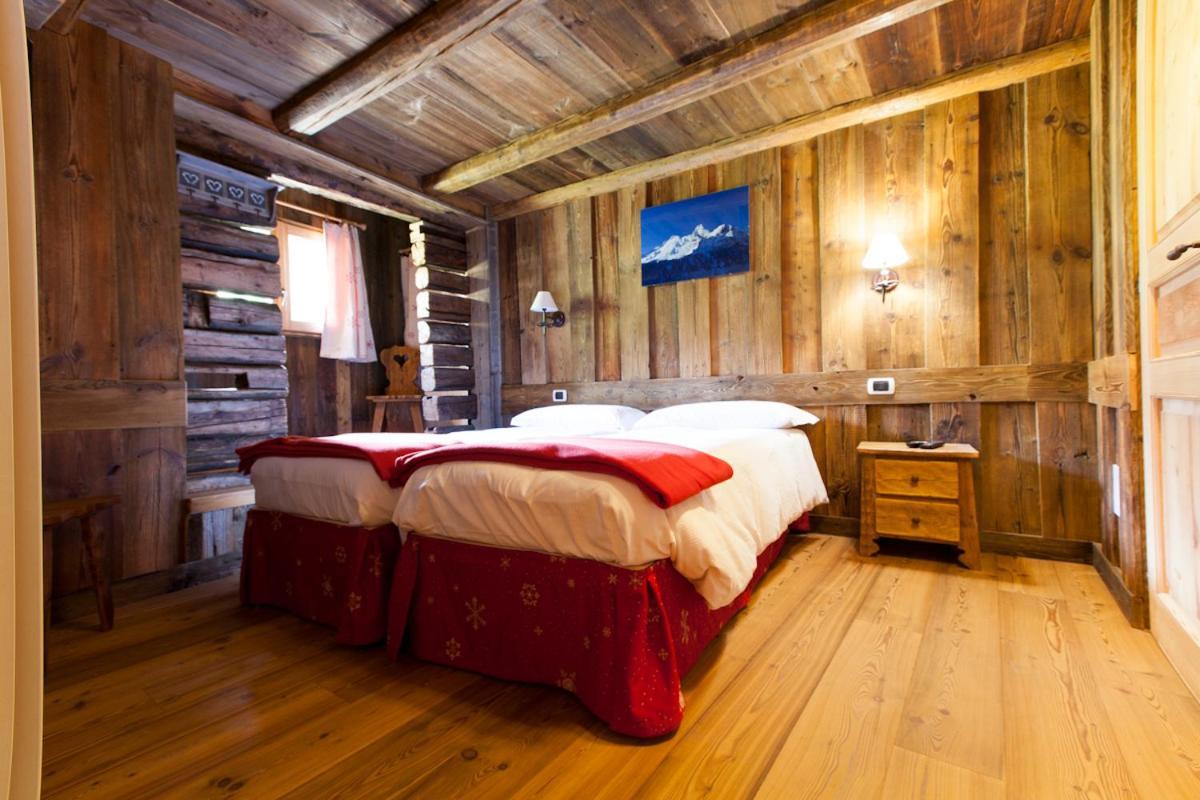 L' Aroula Rooms & Restaurant Champoluc Dış mekan fotoğraf